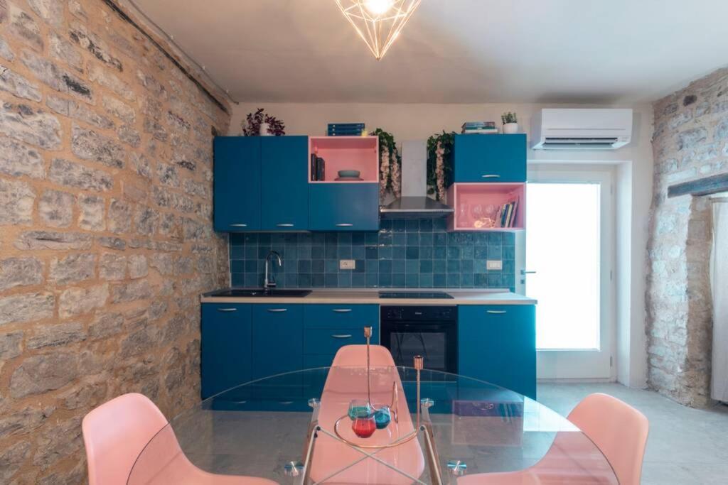 Cornelia Cavern Cosy Studio Apartment In Spello Extérieur photo
