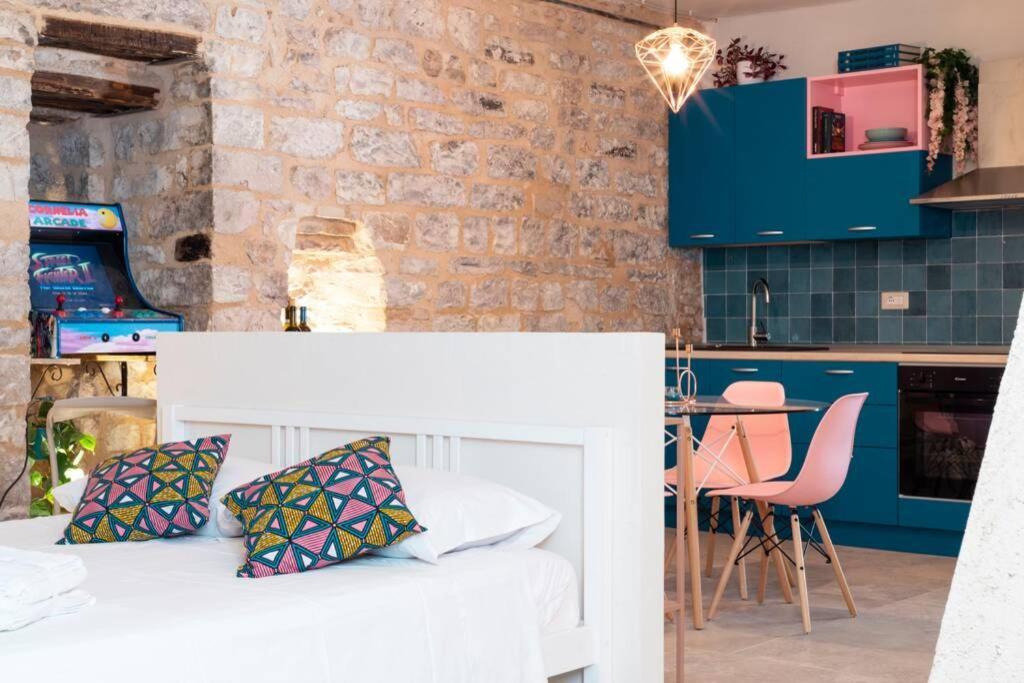 Cornelia Cavern Cosy Studio Apartment In Spello Extérieur photo
