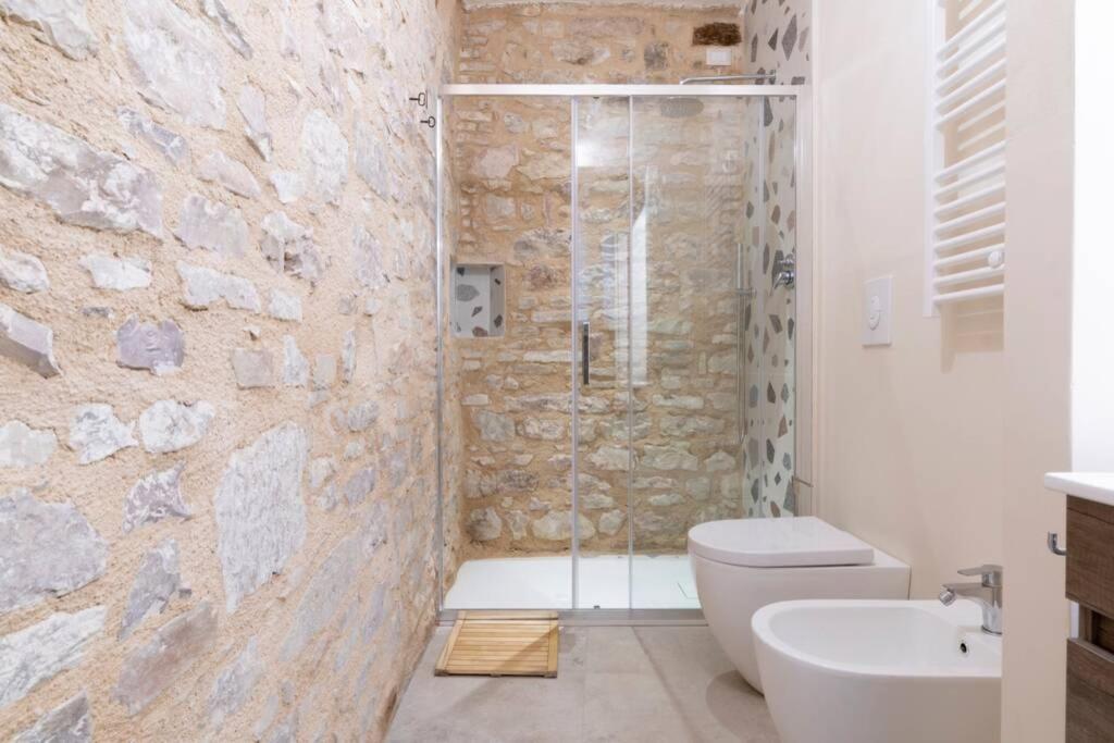 Cornelia Cavern Cosy Studio Apartment In Spello Extérieur photo
